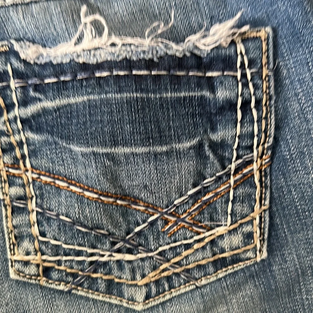 Jean Capris - Picture 7 of 8